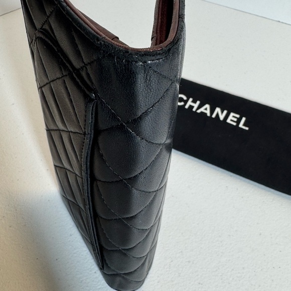 CHANEL Black Quilted Wallet - Picture 9 of 11